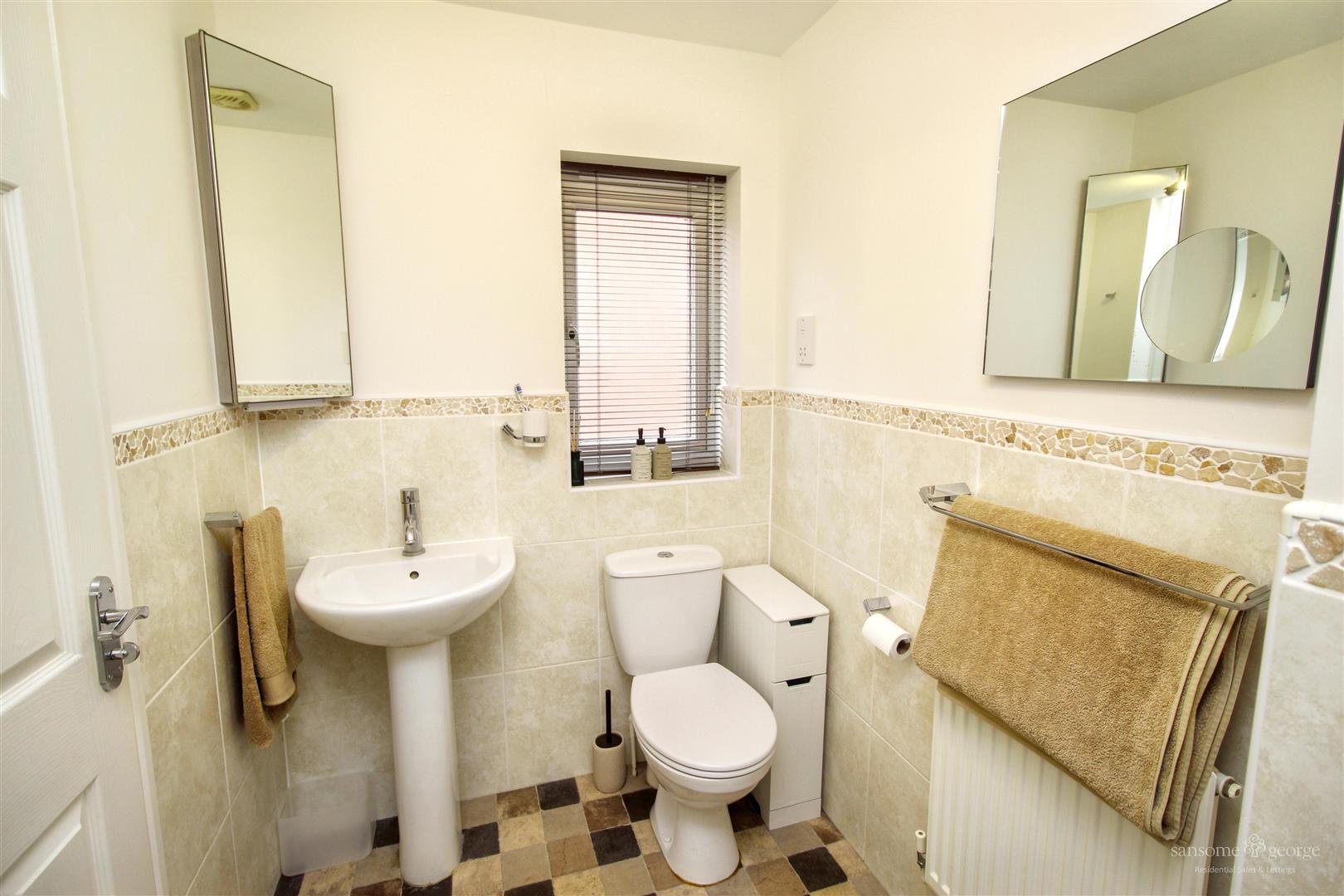 Clarendon Rise, Tilehurst, Reading